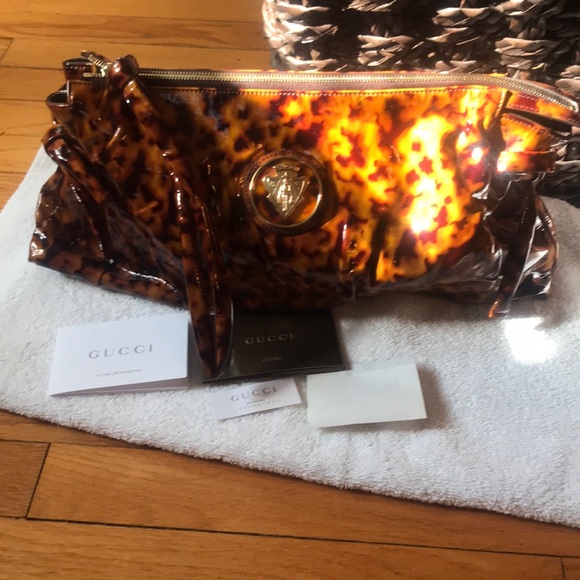 Gucci Handbags - Gucci handbag